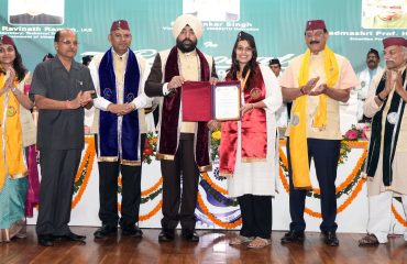 Governor Lt Gen Gurmit Singh (Retd) confers degrees to the students.