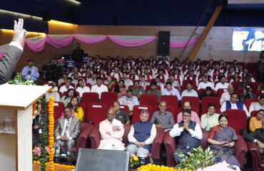Governor Lt Gen Gurmit Singh (Retd) addresses the program.
