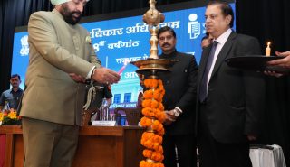 001Governor Lt Gen Gurmit Singh (Retd) inaugurates the workshop organized on the 18th anniversary of the Right to Information Act at Raj Bhawan.