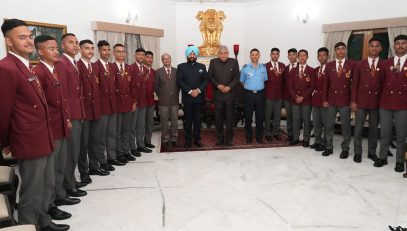 Vice President Shri Jagdeep Dhankhar and Governor Lt Gen Gurmit Singh (Retd) with the students of Sainik School, Ghorakhal.