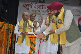 Governor Lt Gen Gurmit Singh (Retd) inaugurates the fourth convocation ceremony of NIT Srinagar by lighting the lamp.