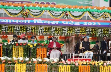 President Smt. Draupadi Murmu along with Governor and Chief Minister participate in the program organized at Police Line, Dehradun.