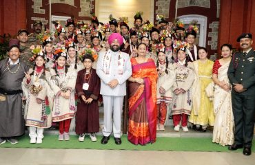 Governor Lt Gen Gurmit Singh (Retd) with students of Hanu Aryan Valley of Ladakh region at Raj Bhawan.
