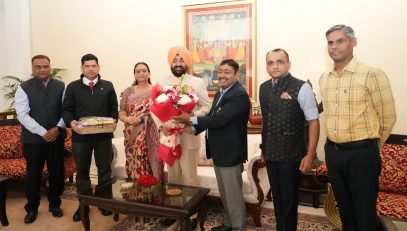 Governor Lt Gen Gurmit Singh (Retd) meets senior officials of the state at Raj Bhawan and congratulates his family members on Diwali.