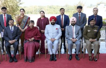 Governor Lt Gen Gurmit Singh (Retd) participates in the seminar organized on the occasion of Audit Week.