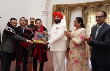 Governor Lt Gen Gurmit Singh (Retd) presented memento to the people of Nagaland state living in Uttarakhand, on the State Foundation Day of Nagaland State.