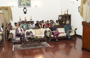 असम प्रदेश के राज्य स्थापना दिवस के अवसर पर आयोजित कार्यक्रम को संबोधित करते हुए राज्यपाल।