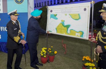 Governor inaugurates the first bilingual navigation map.
