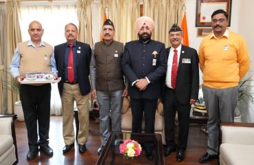 Governor with Sainik Welfare officials on the occasion of “Armed Forces Flag Day”.