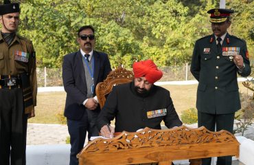 विजय दिवस के अवसर पर शौर्य स्थल, देहरादून में राज्यपाल।