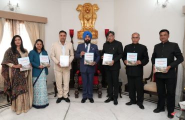 Chairman and members of Uttarakhand Public Service Commission presenting the 22nd annual report to the Governor.
