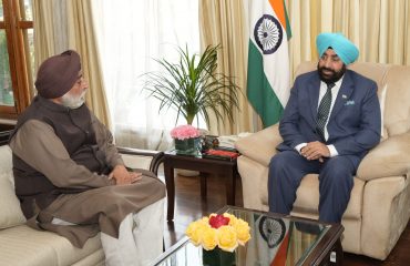 Narendrajit Singh Bindra, Chairman of Hemkund Sahib Trust, paying courtesy call on the Governor.
