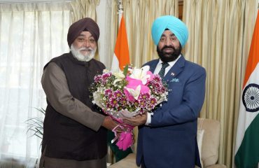Narendrajit Singh Bindra, Chairman of Hemkund Sahib Trust, paying courtesy call on the Governor.