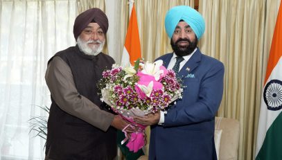 Narendrajit Singh Bindra, Chairman of Hemkund Sahib Trust, paying courtesy call on the Governor.