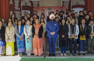 राजभवन में मेघालय, मणिपुर और त्रिपुरा के राज्य स्थापना दिवस के अवसर पर प्रतिभाग करते हुए राज्यपाल।