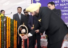 The Governor inaugurating the 14th 'National Voter's Day' program by lighting the lamp organized at Gandhi Park, Dehradun.;?>