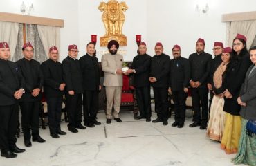 Officials of Uttarakhand Provincial Civil Services Executive Branch Association paying courtesy call on the Governor.