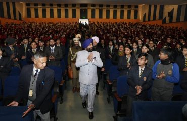 Governor participating in the program 'Pariksha Pe Charcha-2024'.