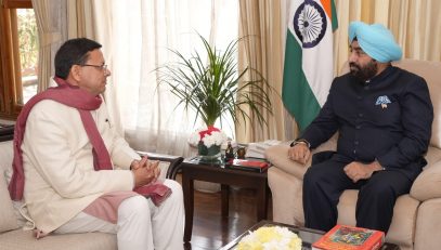 Chief Minister Shri Pushkar Singh Dhami met the Governor at Raj Bhawan.