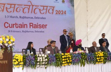 Governor giving detailed information about the three-day Vasanthotsav-2024 starting at Raj Bhavan.
