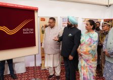 Governor inaugurating the postage stamp exhibition.;?>