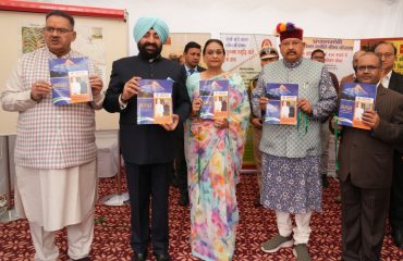 Governor releasing the quarterly magazine 'Nanda' of Uttarakhand at Raj Bhawan.