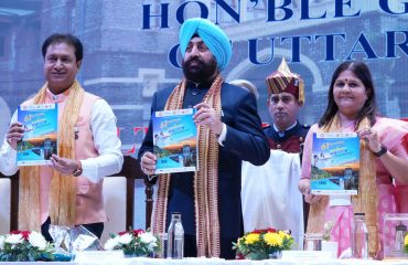 The Governor releasing the souvenir of the 61st annual convention.