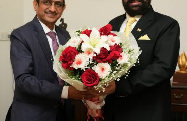 The Vice Chancellor of Sridev Suman Uttarakhand University, Prof. NK Joshi paying courtesy call on the Governor.