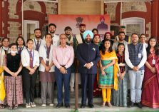 ⁠Governor with students on the occasion of the Foundation Day of Himachal Pradesh at Raj Bhawan.;?>