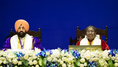 Governor participating with Hon'ble President Smt. Draupadi Murmu in the fourth convocation ceremony of AIIMS, Rishikesh.