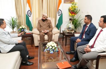 State Head of Indian Oil Corporation Limited Hemant Rathore and other senior officials while talking to the Governor.