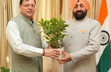 Chief Minister Shri Pushkar Singh Dhami paying courtesy call on the Governor.