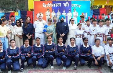 Hon'ble Governor with NCC cadets at the “Away All Boats” competition.