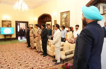 The Governor inaugurating the 'Raj Bhawan Maitri Chatbot'.