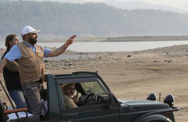 Hon'ble Governor witnessing wildlife at Jim Corbett National Park.
