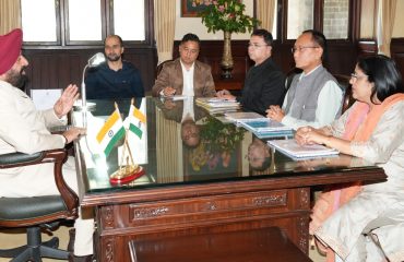 Hon'ble Governor conducting a meeting of senior officials of Uttarakhand Jal Sansthan.