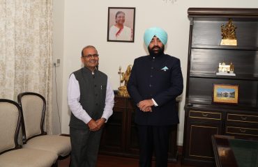 Secretary Disaster Management, Vinod Kumar Suman paying a courtesy call on the Governor.