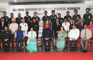 Hon'ble Governor with Executive Director, Prof. Meenu Singh, and others at the programme.