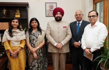 Vice Chancellor of (UTU) Prof. Omkar Singh paying a courtesy call on the Governor.