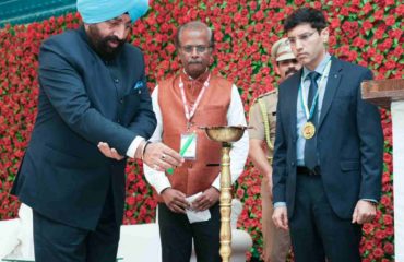 Governor inaugurating the 5th Conference organized by Association of Oral and Maxillofacial Surgeons of India (AOMSI).