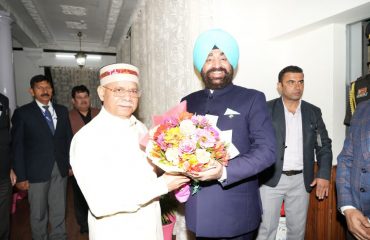 Governor Lt. Gen Gurmit Singh (Retd) was welcomed by Governor Shri Shiv Pratap Shukla on his arrival at Raj Bhawan Shimla during his two-day visit to Himachal Pradesh.