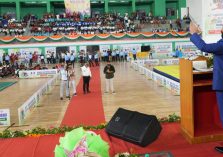 Governor addressing the 33rd Senior National Wushu Championship.;?>