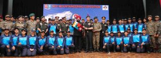 Governor flagging off the NCC's 'Mount Abi Gamin' mountaineering expedition at Raj Bhawan.