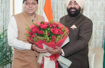 Chief Minister Shri Pushkar Singh Dhami paid a courtesy visit on the Governor and extended his greetings for Deepawali.