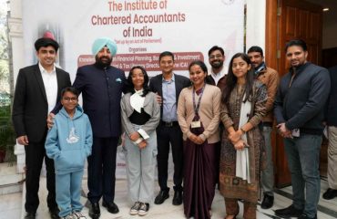 Governor with officials and children of the Institute of Chartered Accountants of India.