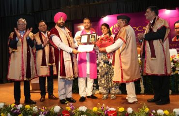 Governor presenting medals and degrees to students on the occasion of the 4th convocation of Quantum University, Roorkee, Haridwar.