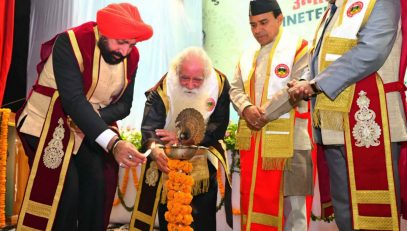 Governor presenting medals and degrees on the occasion of the 19th convocation of Kumaun University.