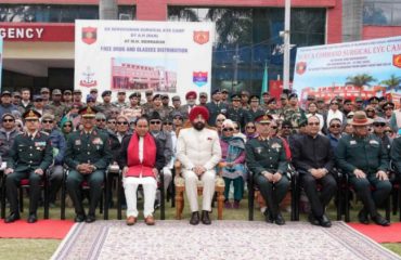 Governor with patients, Indian Army officers and doctors of Army Hospital in the “Mega Eye Surgery Camp” program.