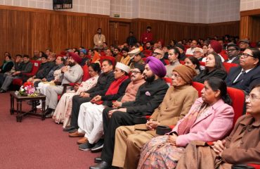 Governor participating in the event organized at Raj Bhawan on the birth anniversary of former Chief Minister, late Nityanand Swami.