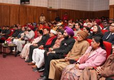 Governor participating in the event organized at Raj Bhawan on the birth anniversary of former Chief Minister, late Nityanand Swami.;?>